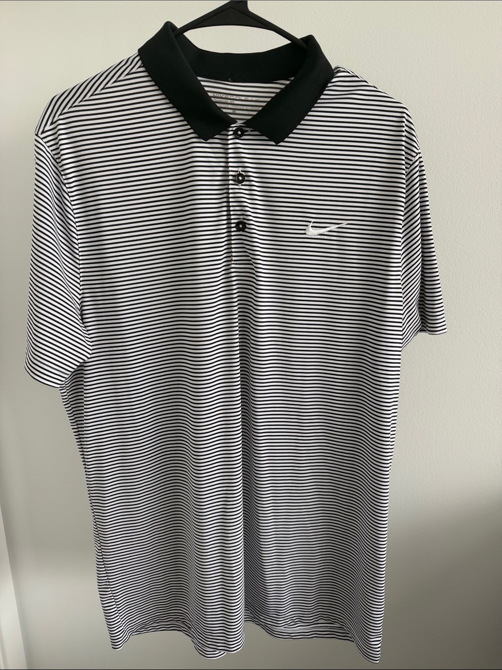 Nike Men’s Black & White Striped Golf Polo